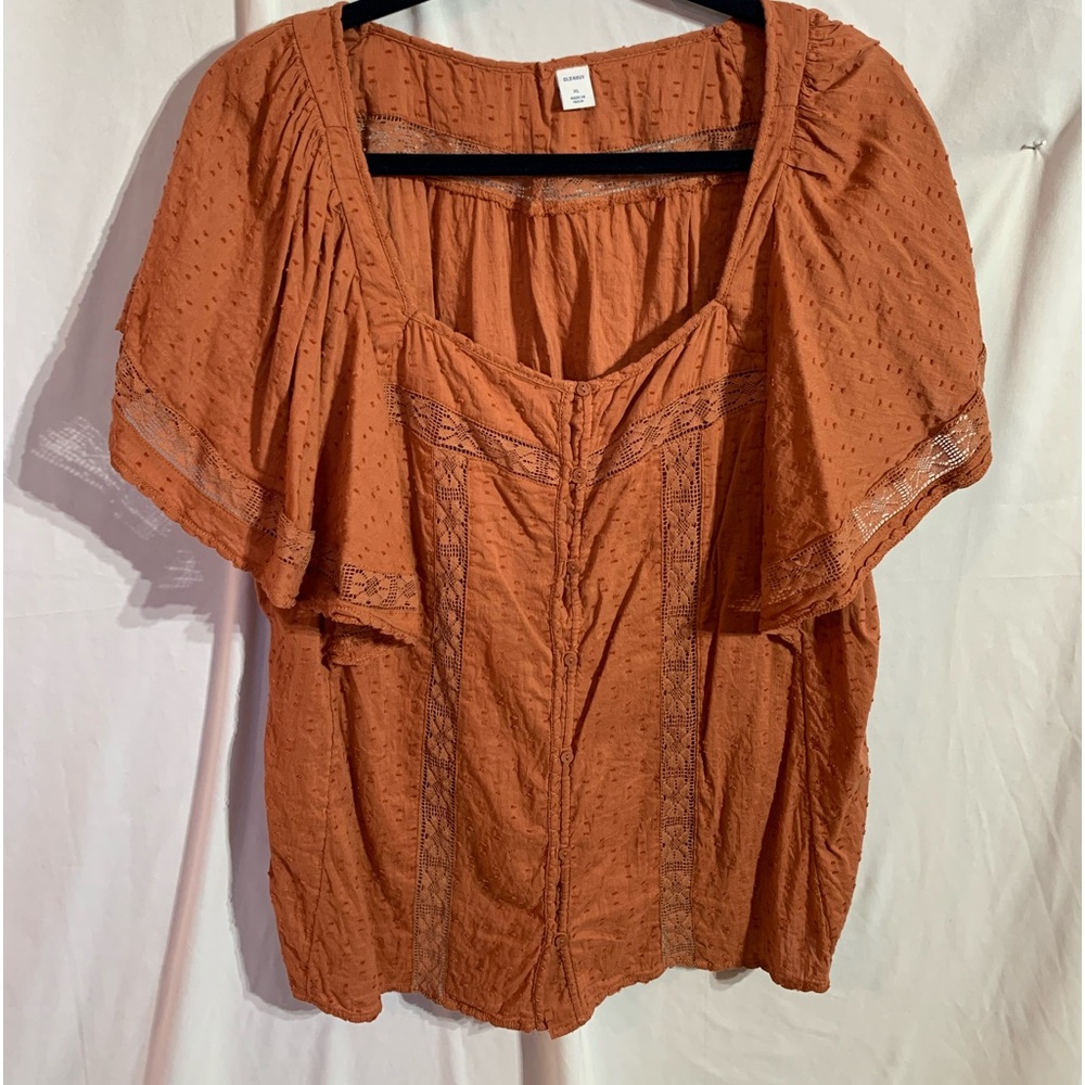 Old Navy women’s flowy top in rust color size xl